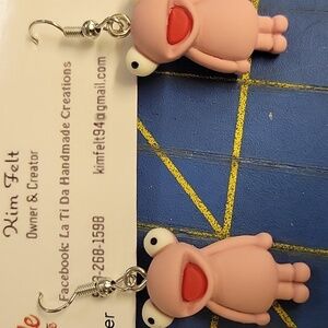 La Ti Da Handmade Pink Frog Earrings
